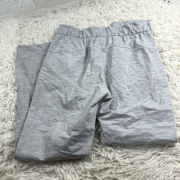 Lululemon On The Fly Pant *28" Wee Are From Space Nimbus Battleship / Ice Grey - Picture 4 of 8